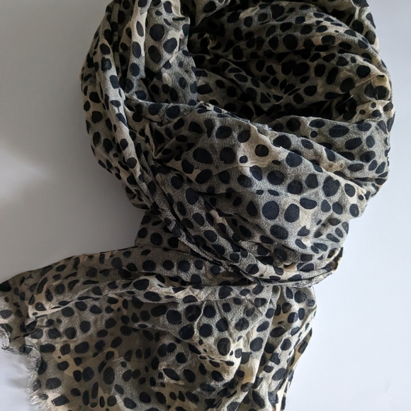Yaya  leopard print scarf - Picture 4 of 4